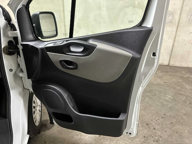 Renault trafic 1.6 dci t29l1h1 comfort energy 95pk 2019 (origineel-nl) 3-persoons, vdh-44-f - afbeelding 22 van  44