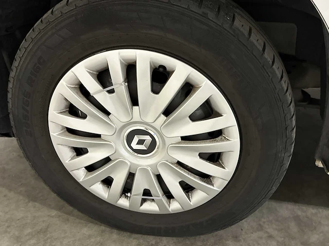 Renault trafic 1.6 dci t29l1h1 comfort energy 95pk 2019 (origineel-nl) 3-persoons, vdh-44-f - afbeelding 31 van  44