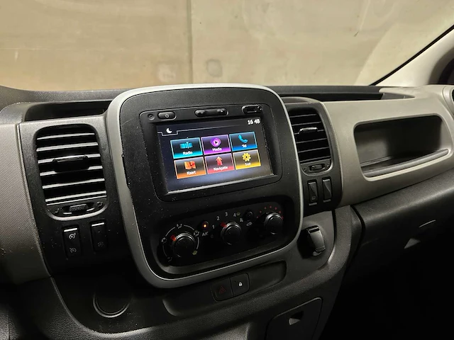 Renault trafic 1.6 dci t29l1h1 comfort energy 95pk 2019 (origineel-nl) 3-persoons, vdh-44-f - afbeelding 14 van  44