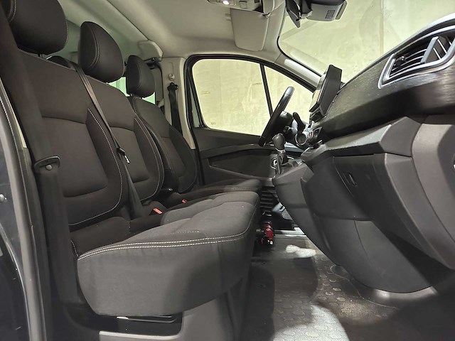 Renault trafic 2.0 9-persoons 150pk 2023 bedrijfswagen - afbeelding 36 van  36
