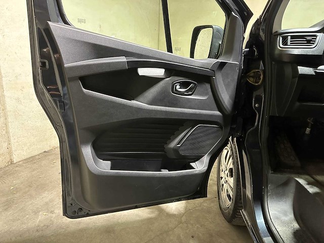 Renault trafic 2.0 9-persoons 150pk 2023 bedrijfswagen - afbeelding 27 van  45