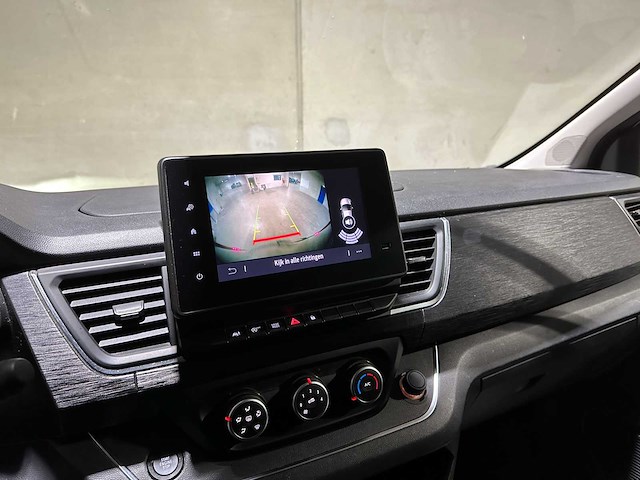 Renault trafic 2.0 9-persoons 150pk 2023 bedrijfswagen - afbeelding 1 van  2