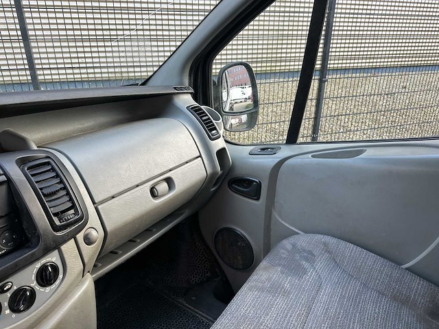 Renault trafic 2.0 dci t27 l1h1 générique 114pk 2010, 4-vgg-31 - afbeelding 9 van  29