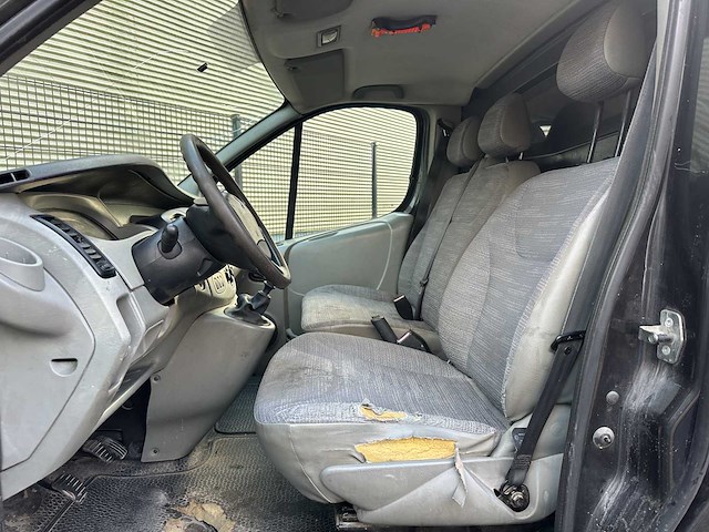 Renault trafic 2.0 dci t27 l1h1 générique 114pk 2010, 4-vgg-31 - afbeelding 11 van  29