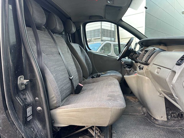Renault trafic 2.0 dci t27 l1h1 générique 114pk 2010, 4-vgg-31 - afbeelding 19 van  29