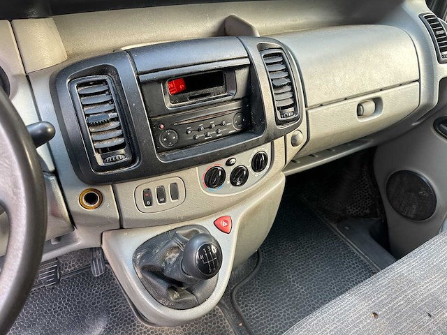 Renault trafic 2.0 dci t27 l1h1 générique 114pk 2010, 4-vgg-31 - afbeelding 8 van  29