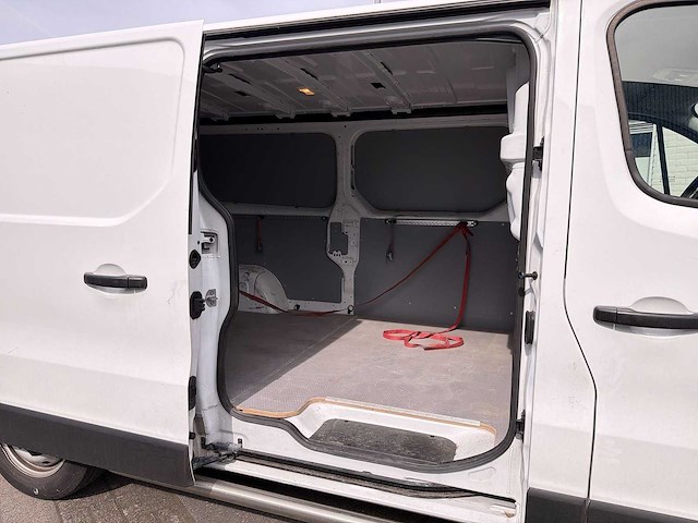 Renault trafic 2.0 dci t30 l2h1 comfort | vvz-41-h - afbeelding 18 van  29