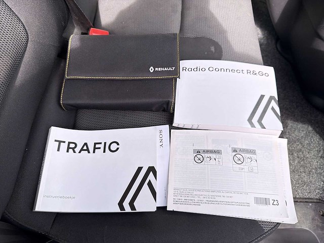 Renault trafic 2.0 dci t30 l2h1 comfort | vvz-41-h - afbeelding 22 van  29