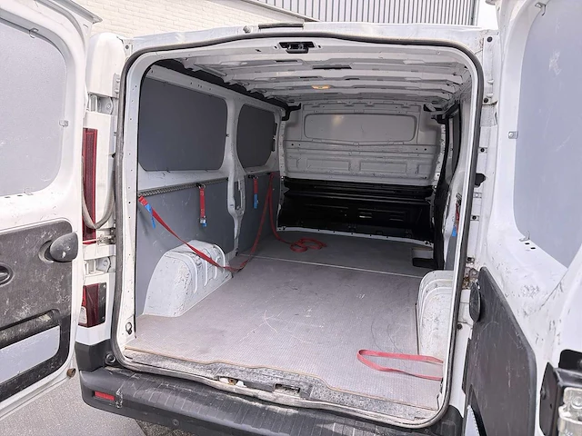 Renault trafic 2.0 dci t30 l2h1 comfort | vvz-41-h - afbeelding 1 van  29