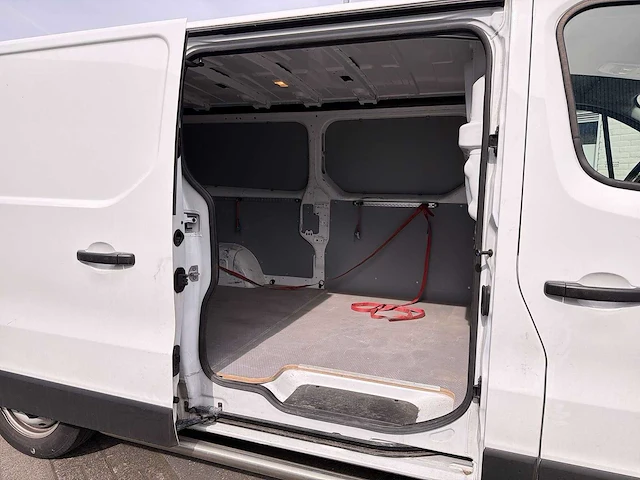 Renault trafic 2.0 dci t30 l2h1 comfort | vvz-41-h - afbeelding 16 van  29