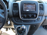 Renault trafic 2fl11e dci 120 met kenteken v-501-sv. datum eerste toelating 08-07-2015. - afbeelding 8 van  21