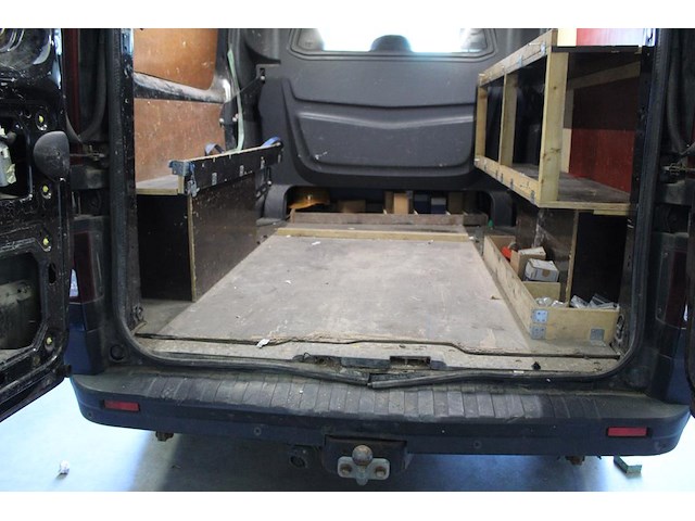 Renault trafic 2fl11e dci 120 met kenteken v-501-sv. datum eerste toelating 08-07-2015. - afbeelding 20 van  21