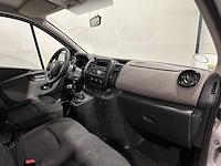 Renault trafic 9 passenger - 1.6 dci grand auth energy jr-533-f - afbeelding 2 van  18