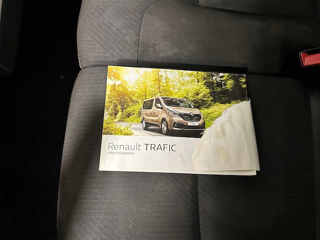 Renault trafic 9 passenger - 1.6 dci grand auth energy jr-533-f - afbeelding 7 van  18