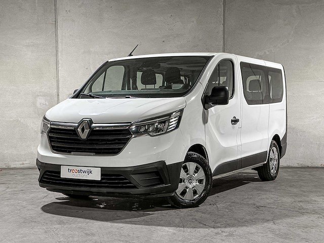 Renault trafic 9-persoons 2.0 110pk 2023 - afbeelding 1 van  8