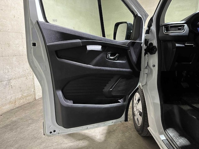 Renault trafic 9-persoons 2.0 110pk 2023 - afbeelding 4 van  8