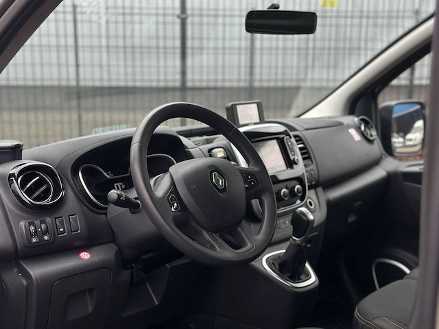 Renault trafic 9-persoons 2.0 146pk 2020 bedrijfswagen - afbeelding 2 van  31