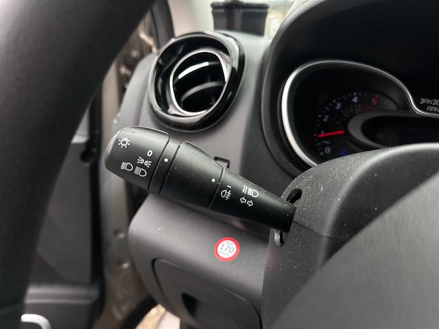 Renault trafic 9-persoons 2.0 146pk 2020 bedrijfswagen - afbeelding 8 van  31