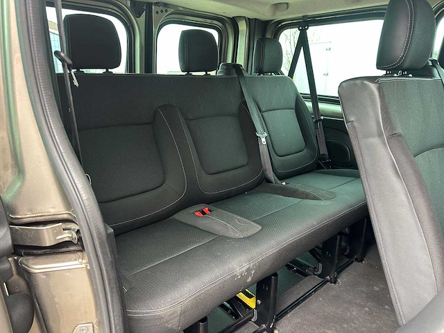 Renault trafic 9-persoons 2.0 146pk 2020 bedrijfswagen - afbeelding 26 van  30