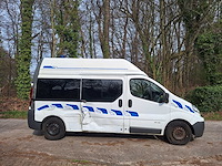 Renault trafic ambulance belgische papieren - afbeelding 13 van  16