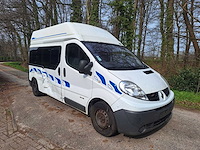 Renault trafic ambulance belgische papieren - afbeelding 15 van  16