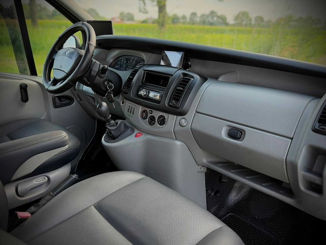 Renault trafic camper 1200 l2h2 1.9 dci 82 kampeerwagen pf-616-f - afbeelding 8 van  14
