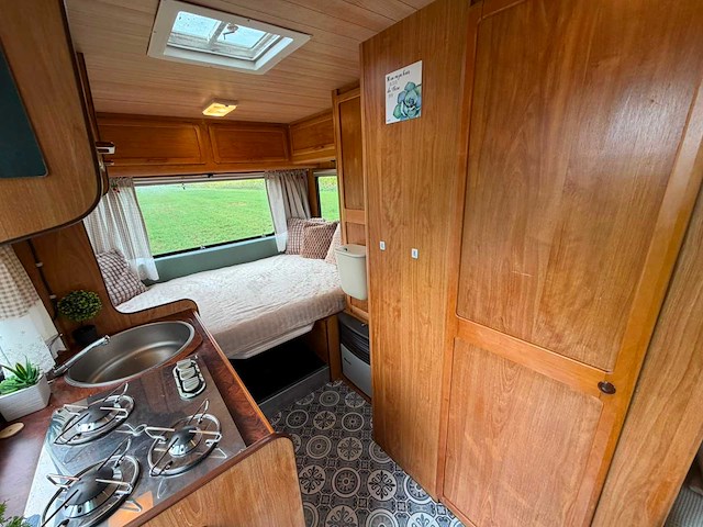 Renault trafic camper 2.5 t 1400 d rapido le randonneur kampeerwagen hn-647-f - afbeelding 1 van  1