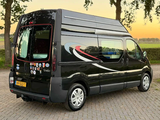 Renault trafic kampeerwagen 1200 l2h2 1.9 dci 100 camper hf-522-t, hf-522-t - afbeelding 27 van  32