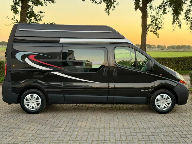 Renault trafic kampeerwagen 1200 l2h2 1.9 dci 100 camper hf-522-t, hf-522-t - afbeelding 28 van  32