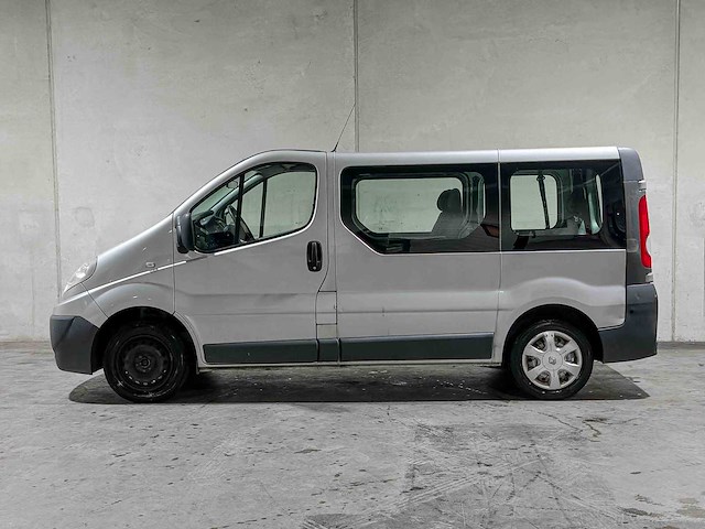Renault trafic passenger 2.0 dci t27 authentique 9-persoons 90pk 2011, 53-rtv-9 - afbeelding 4 van  31