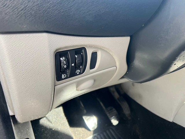 Renault twingo - 1.2 authentique , 48-hfk-6 - afbeelding 4 van  15