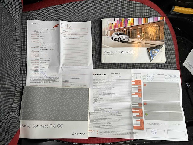 Renault twingo 1.0 sce collection | jn-099-d - afbeelding 14 van  21