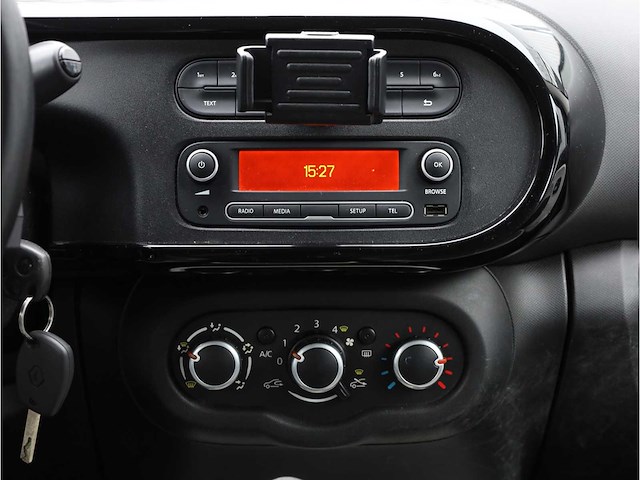 Renault twingo 1.0 sce expression 2015, hg-221-r - afbeelding 9 van  25