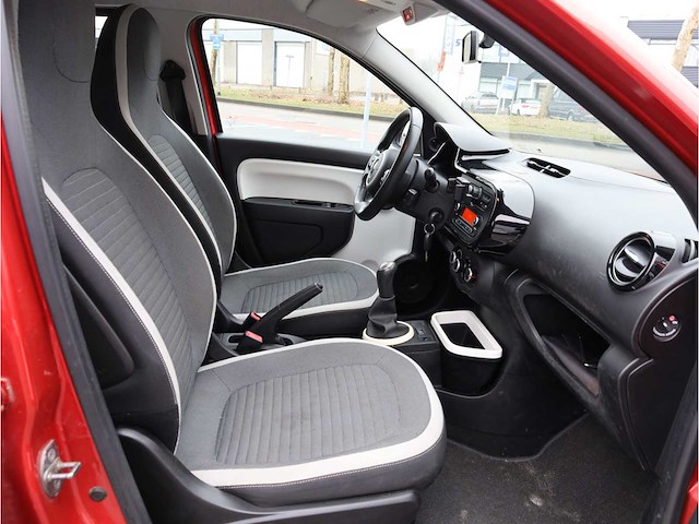 Renault twingo 1.0 sce expression 2015, hg-221-r - afbeelding 11 van  25