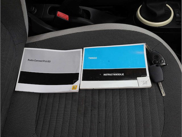 Renault twingo 1.0 sce expression 2015, hg-221-r - afbeelding 16 van  25