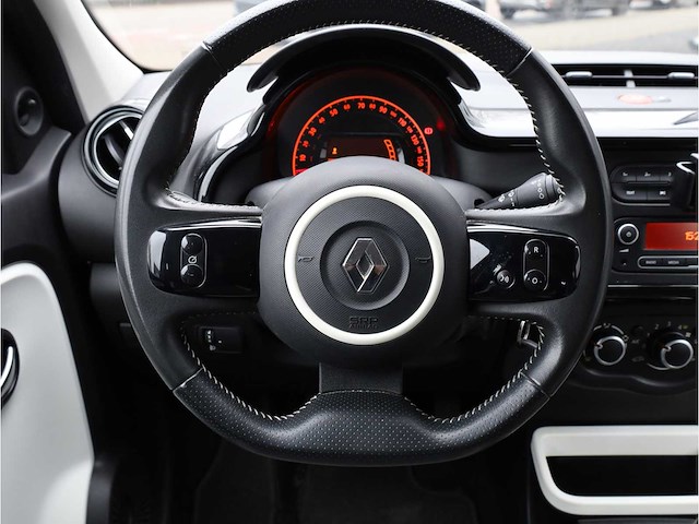 Renault twingo 1.0 sce expression 2015, hg-221-r - afbeelding 6 van  25