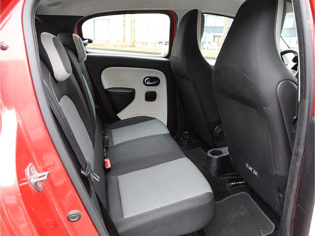 Renault twingo 1.0 sce expression 2015, hg-221-r - afbeelding 9 van  25