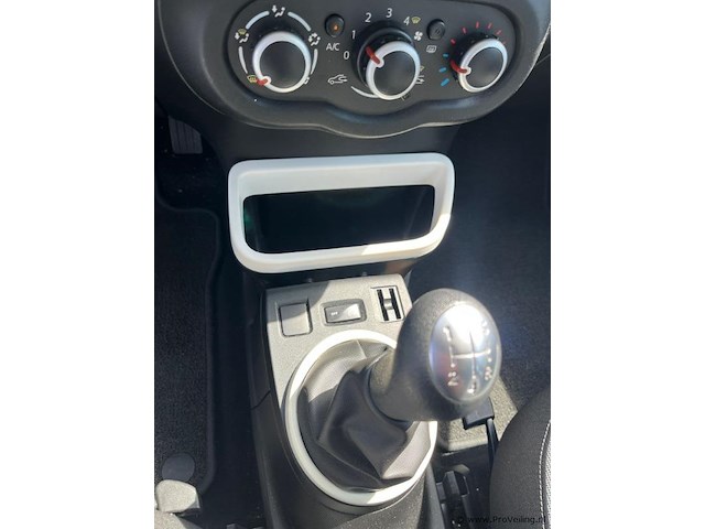 Renault twingo 1.0 sce | kenteken: rn-175-j - afbeelding 7 van  19