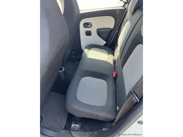 Renault twingo 1.0 sce | kenteken: rn-175-j - afbeelding 17 van  19