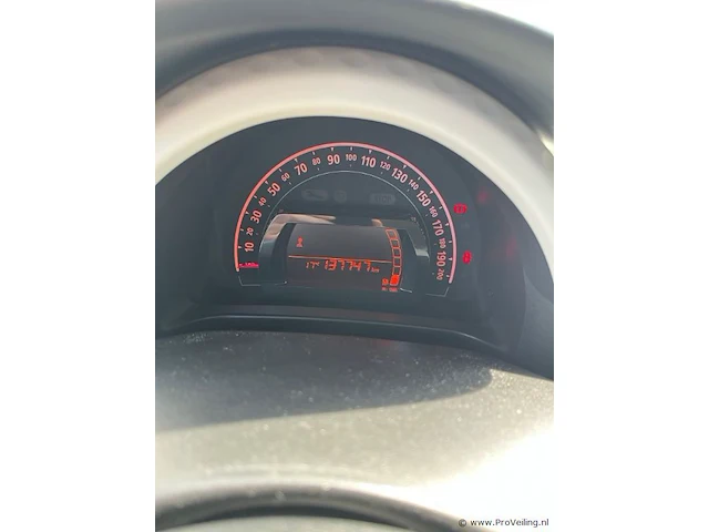 Renault twingo 1.0 sce | kenteken: rn-175-j - afbeelding 18 van  19