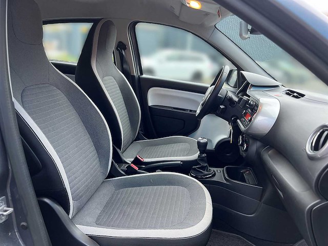 Renault twingo 1.0 sce limited 2022 | n-844-tv - afbeelding 19 van  30