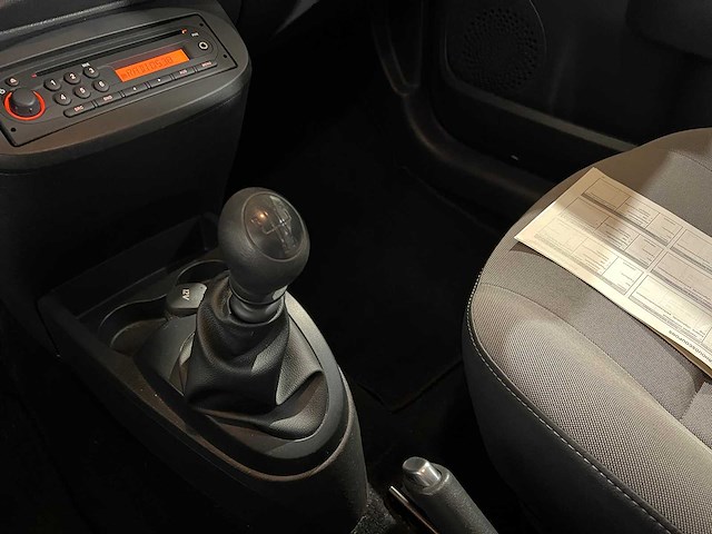 Renault twingo 1.2-16v authentique, 73-lrk-9 - afbeelding 5 van  11