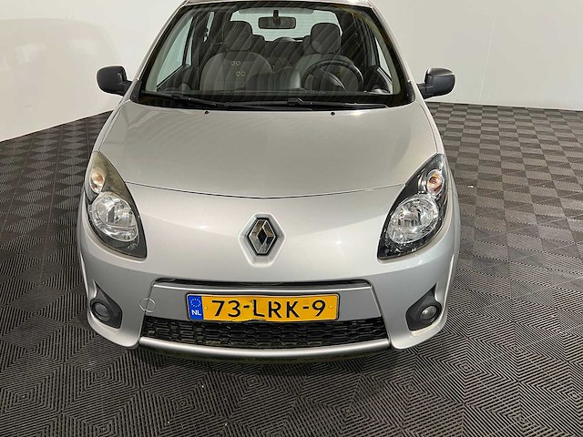 Renault twingo 1.2-16v authentique, 73-lrk-9 - afbeelding 7 van  11