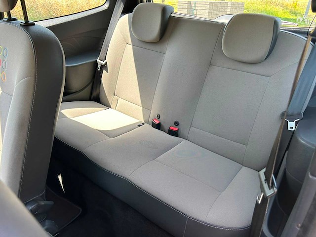 Renault twingo 1.2-16v authentique | 88-plv-8 i - afbeelding 10 van  17