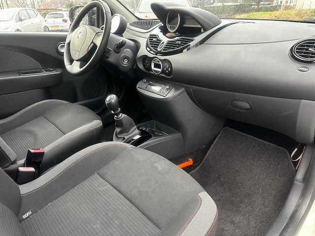 Renault twingo 1.2 16v dynamique, 20-znv-1 - afbeelding 10 van  12