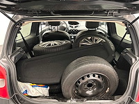 Renault twingo 1.2-16v dynamique 2010 - afbeelding 8 van  17