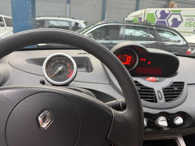 Renault twingo 1.2-16v dynamique, 79-xs-pn - afbeelding 10 van  10