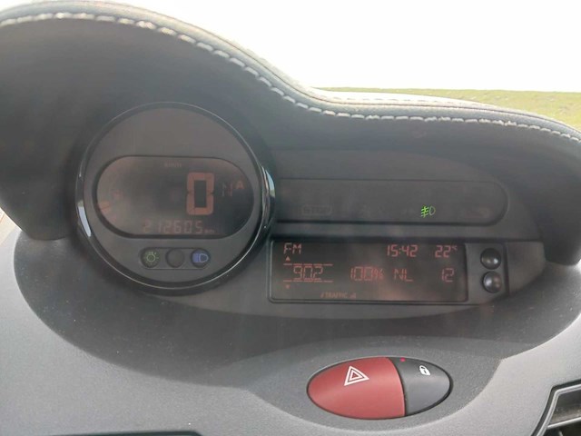 Renault twingo 1.2 16v dynamique, 89-rbs-9 - afbeelding 2 van  6