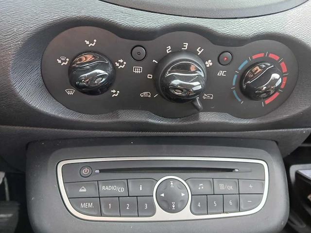 Renault twingo 1.2 16v dynamique *, 89-rbs-9 - afbeelding 4 van  13
