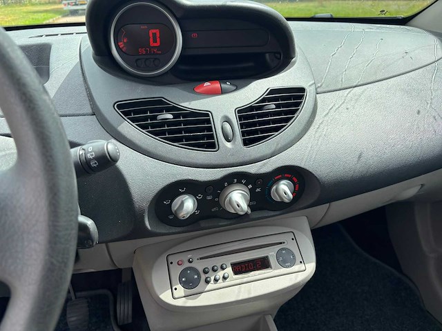 Renault twingo 1.2 16v dynamique, 99-zj-fv - afbeelding 1 van  3